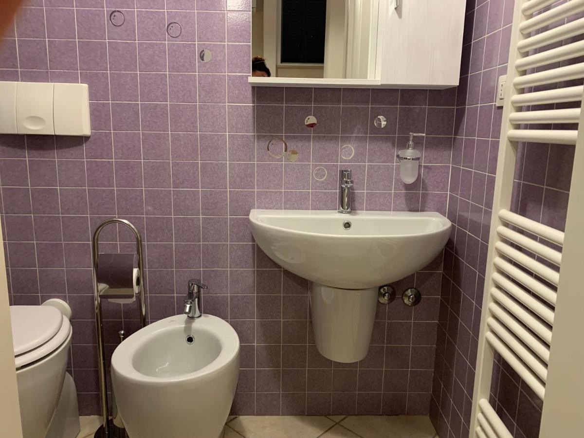Casa Tangerina Apartment เปซาโร ภายนอก รูปภาพ